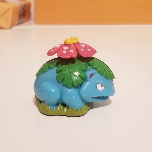 1999 Venusaur Wheel Toy - Picture 3 of 6
